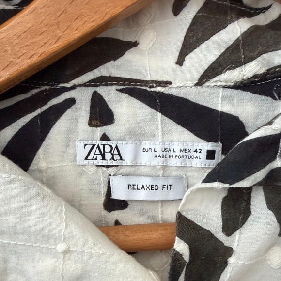 Zara Black and White Palm Print Dress Shirt - Picture 4 of 4